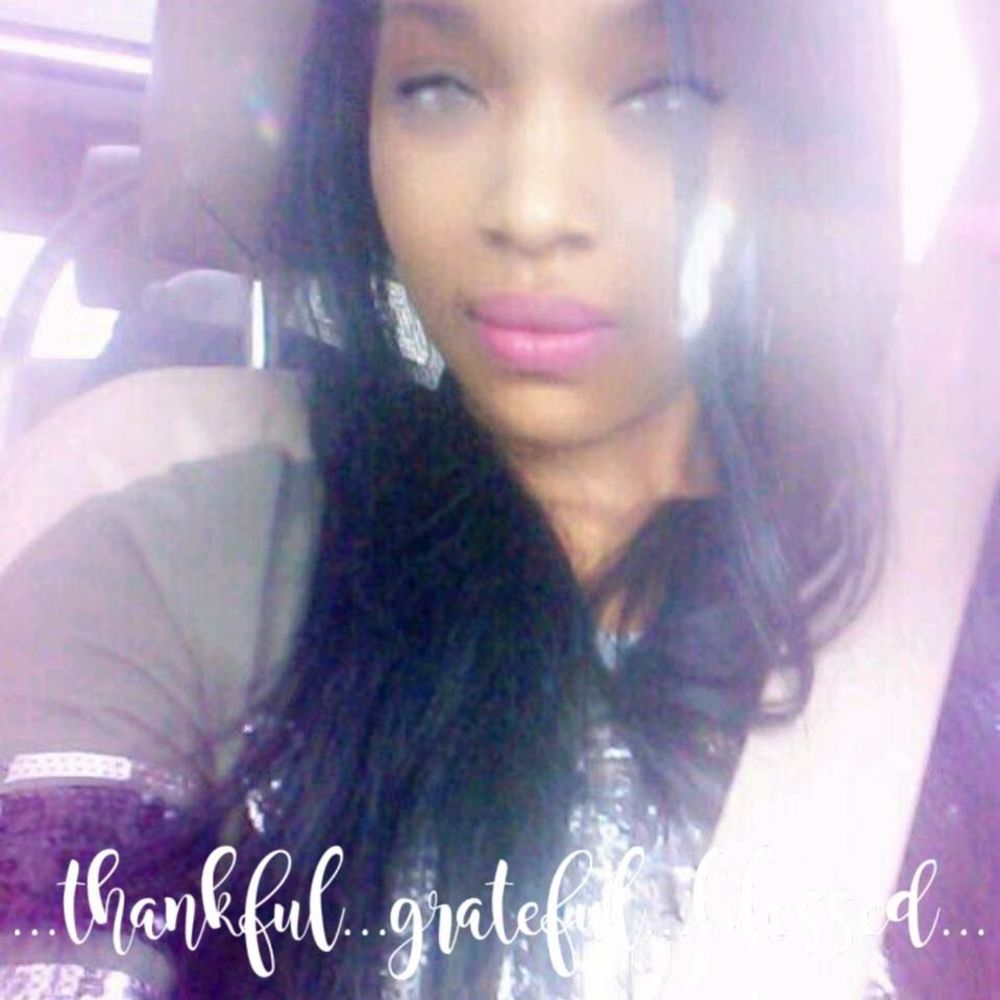 Meet your Posher, Lele